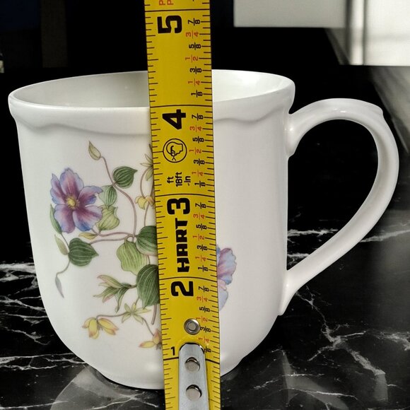 Noritake Casual Gourmet Clematis Mug 4 Inch - Picture 7 of 8